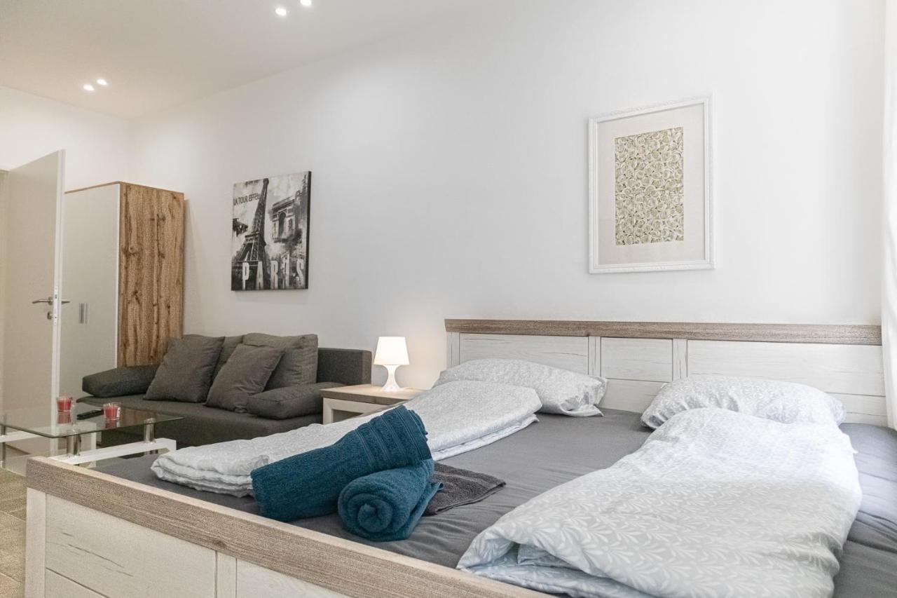 9 Min From City Center - Lovely Studio Near U1 Reumannplatz เวียนนา ภายนอก รูปภาพ