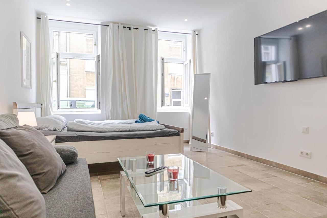 9 Min From City Center - Lovely Studio Near U1 Reumannplatz เวียนนา ภายนอก รูปภาพ