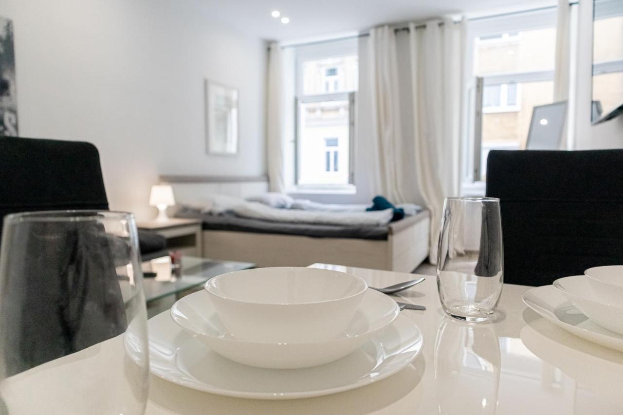 9 Min From City Center - Lovely Studio Near U1 Reumannplatz เวียนนา ภายนอก รูปภาพ