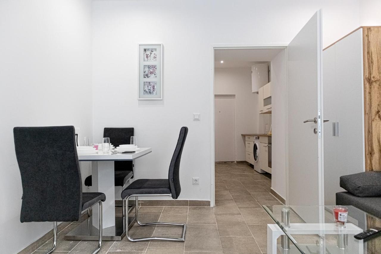 9 Min From City Center - Lovely Studio Near U1 Reumannplatz เวียนนา ภายนอก รูปภาพ